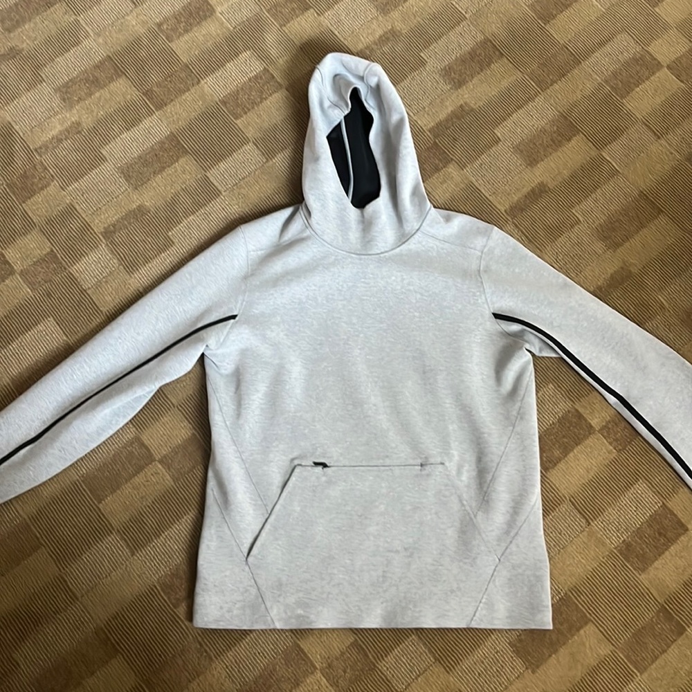 Lululemon grey mock neck sweatshirt (L)